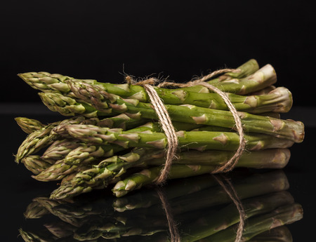 photo of a bunch of asparagus spears